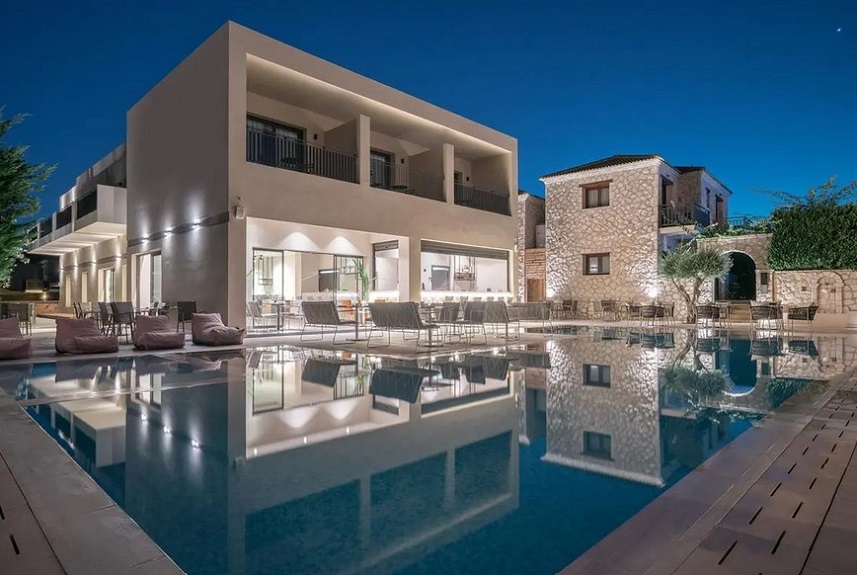 Hotel Azure Memories adults only